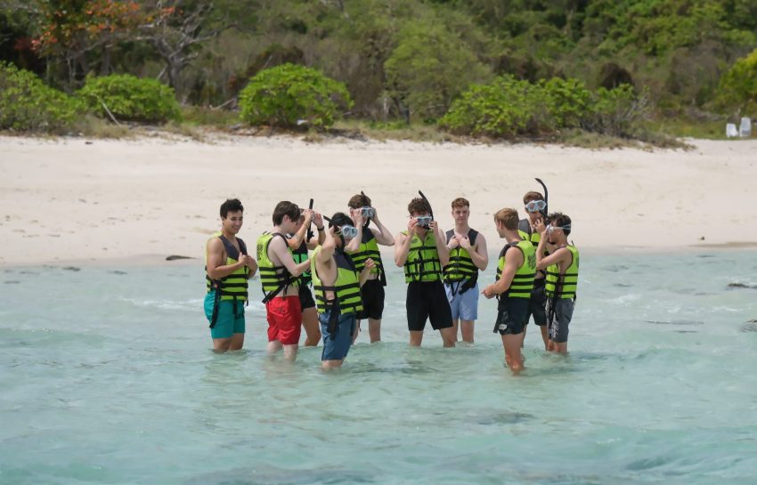 Exchange Students 053