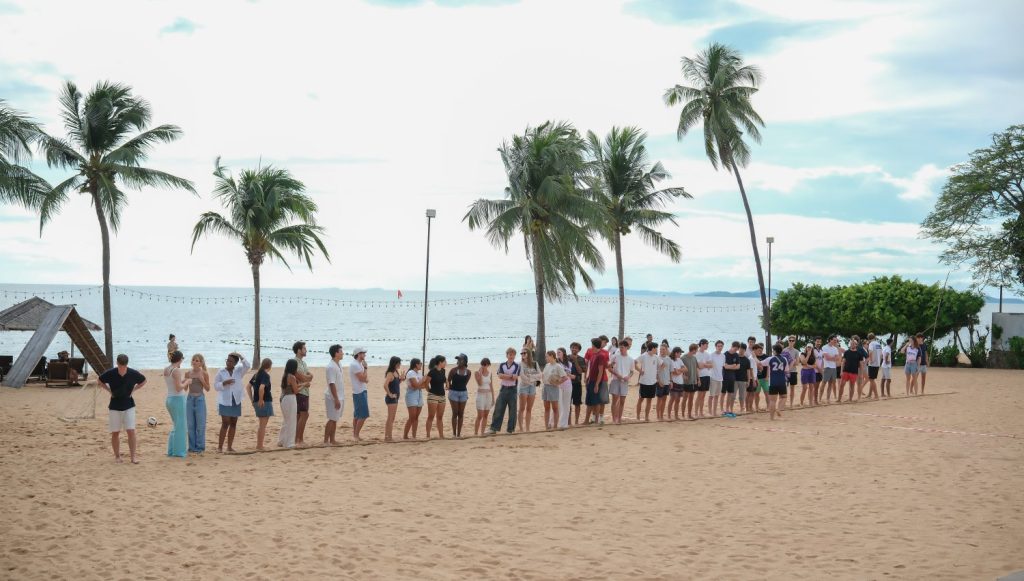 Exchange Students 068