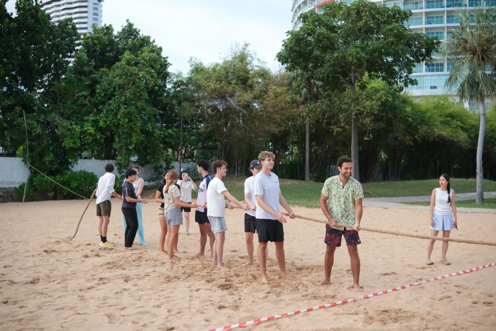 Exchange Students 071