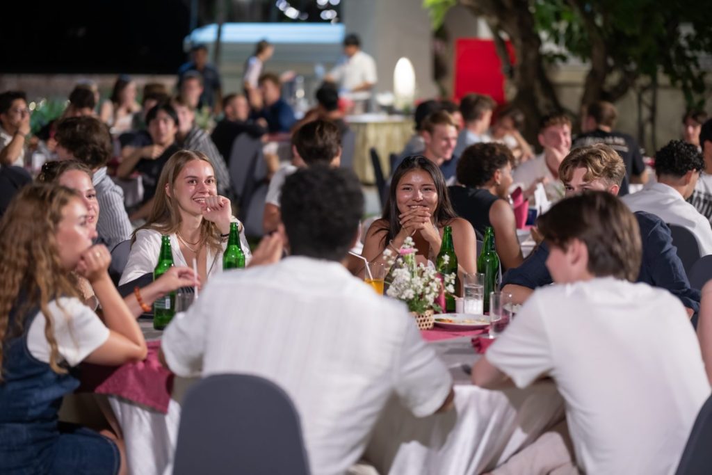 Exchange Students 101 1